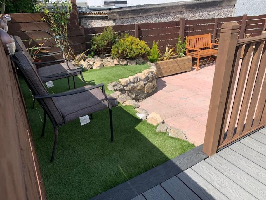 Mikes At Menai - Stylish & Spacious 3 Bed House In Menai Bridge. Kültér fotó